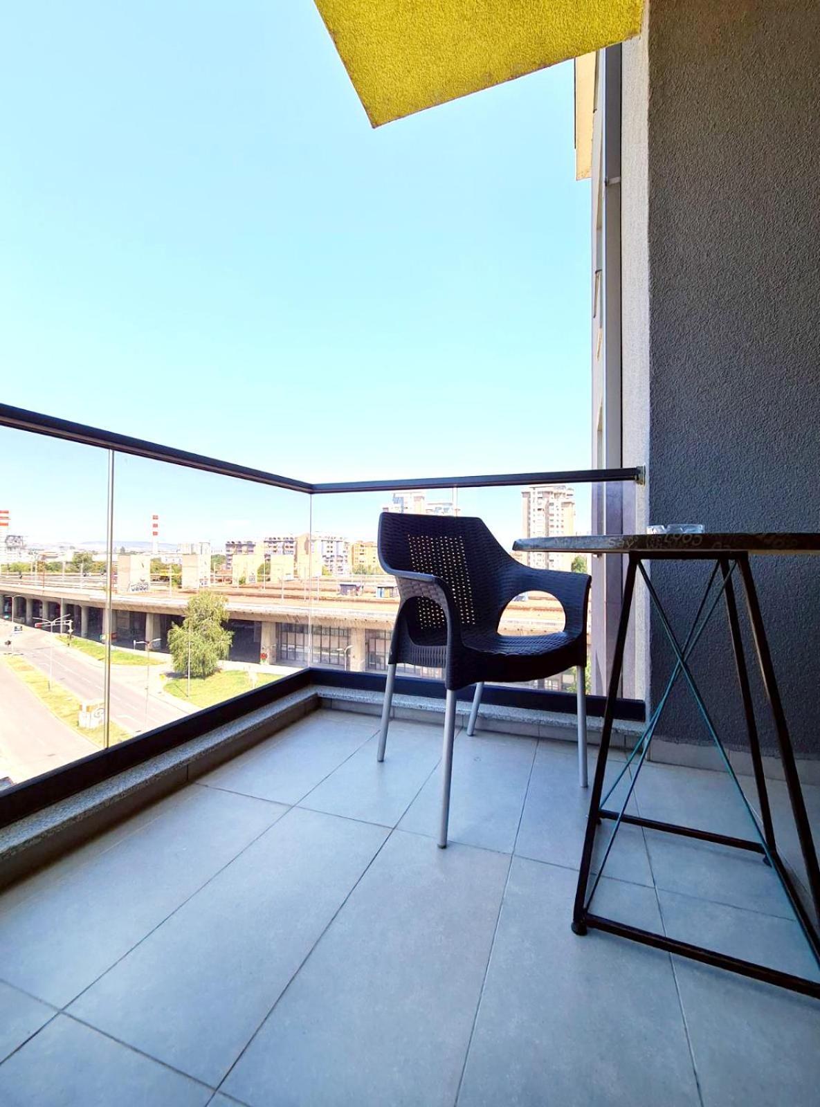 Smart Apartments Skopje Bagian luar foto
