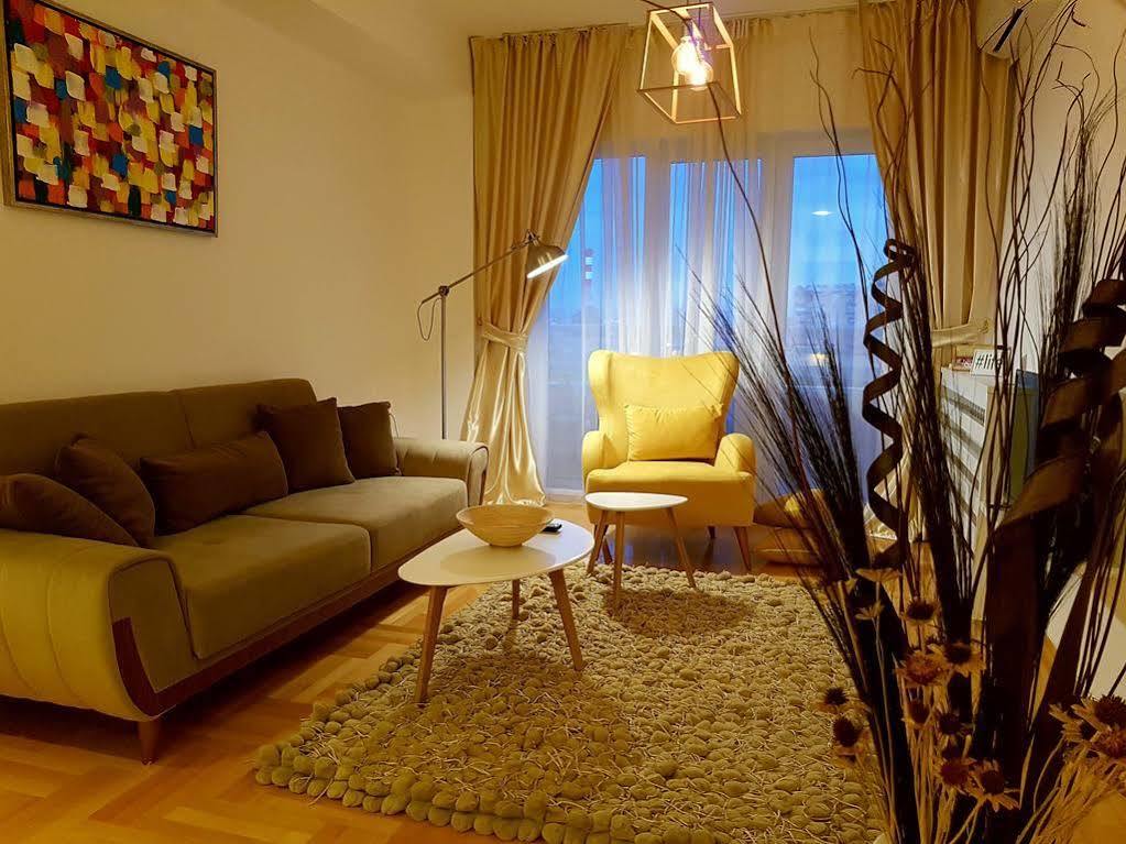 Smart Apartments Skopje Bagian luar foto